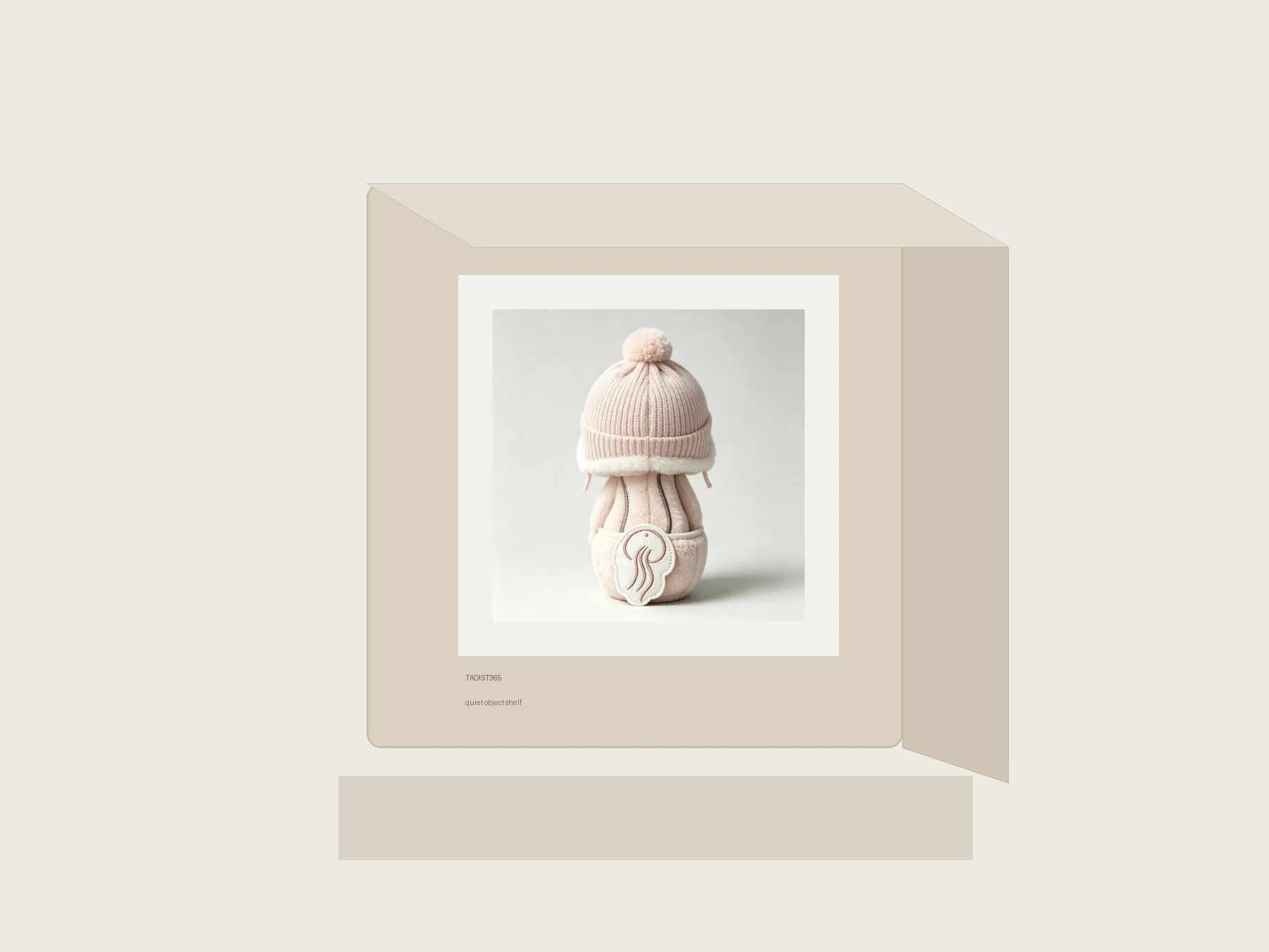 Winter Cap Jellyfish Back View space 4